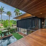 The Continental Modern Luxury 4 Bedroom Villa In Seminyak Central
