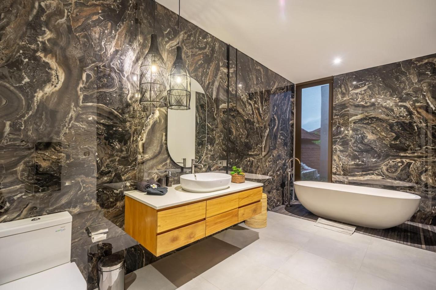 The Continental Modern Luxury 4 Bedroom In *