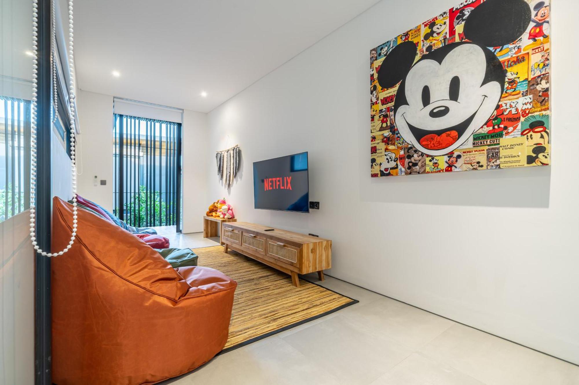 Villa The Continental Modern Luxury 4 Bedroom In